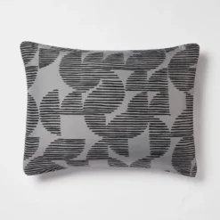 5pc King Geo Reversible Decorative Comforter Set with Throw Black/Gray - Room Essentials™ -Outlet The Casa Gleam Store GUEST 12ae2f60 843c 4f9c af39 d4a54c795ed2