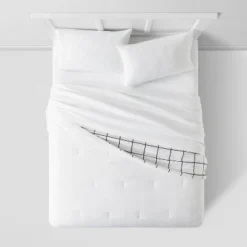 Reversible Microfiber Grid Comforter - Room Essentials™ Navy 10 Reversible Microfiber Grid Comforter - Room Essentials™ Navy -Outlet The Casa Gleam Store GUEST 242e81a6 f0ef 4ed6 ab64 0ea7d1fd9855