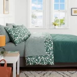 Floral Printed Microfiber Reversible Comforter & Sheets Set Dark Green - Room Essentials™ 11 Floral Printed Microfiber Reversible Comforter & Sheets Set Dark Green - Room Essentials™ -Outlet The Casa Gleam Store GUEST 2758bb37 80d0 4fe1 8adf 04fcc623a114