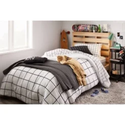 Reversible Microfiber Grid Comforter - Room Essentials™ Navy 13 Reversible Microfiber Grid Comforter - Room Essentials™ Navy -Outlet The Casa Gleam Store GUEST 3461f2cc 3d8d 40ee b98b 17a6275dab4d