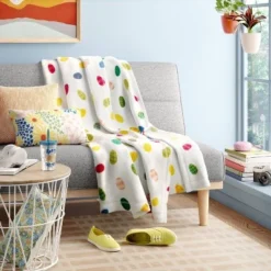 Printed Plush Easter Eggs Throw Blanket Blue - Room Essentials™