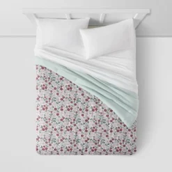 Microfiber Reversible Floral Print Comforter Light Purple/Mint Green - Room Essentials™ -Outlet The Casa Gleam Store GUEST 6512f5a7 fde3 4a92 966e 4fdf1af5fdaf