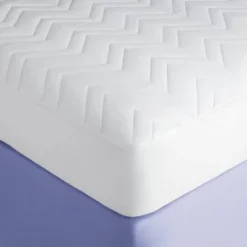 Machine Washable Quilted Mattress Pad - Room Essentials -Outlet The Casa Gleam Store GUEST 6e375ef1 b52a 41ad b7b3 ee7b09afcfbc