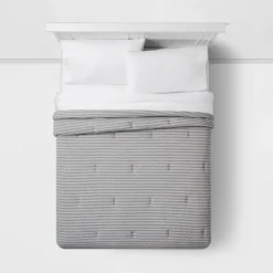 Jersey Comforter - Room Essentials™ Navy Dobby -Outlet The Casa Gleam Store GUEST 8339ea8e 5f81 4125 8bc5 0b0b47304414