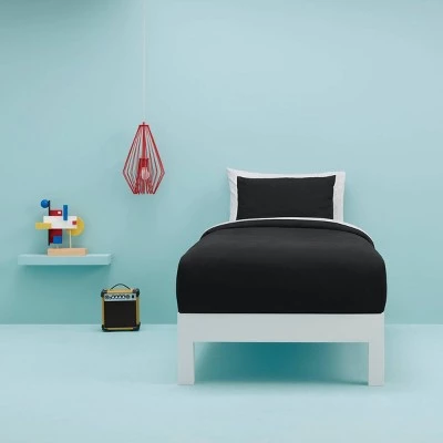 Easy-Care Duvet Cover & Sham Set - Room Essentials™ Black 8 Easy-Care Duvet Cover & Sham Set - Room Essentials™ Black - Image 6