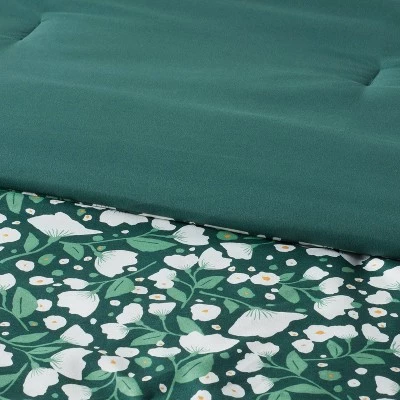 Floral Printed Microfiber Reversible Comforter & Sheets Set Dark Green - Room Essentials™ 5 Floral Printed Microfiber Reversible Comforter & Sheets Set Dark Green - Room Essentials™ - Image 3