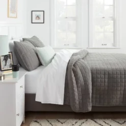 Jersey Quilt - Room Essentials™ Navy