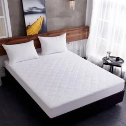 Machine Washable Quilted Mattress Pad - Room Essentials -Outlet The Casa Gleam Store GUEST e153dc3e 09ea 47c5 8791 db37fa51311e